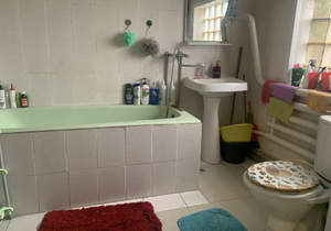 Дом 109м&sup2;, 2-этажный, участок 6 сот.  