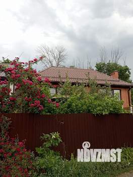 Дом 95м&sup2;, 2-этажный, участок 5 сот.  