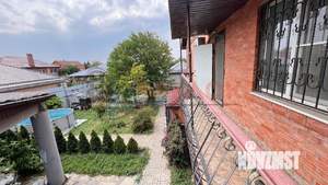 Дом 250м&sup2;, 3-этажный, участок 6 сот.  