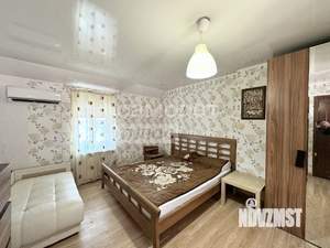 Дом 140м², 2-этажный, участок 3 сот.  