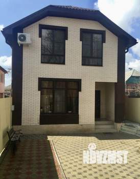 Дом 145м&sup2;, 2-этажный, участок 3 сот.  