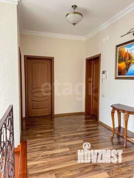 Дом 264м&sup2;, 2-этажный, участок 3 сот.  