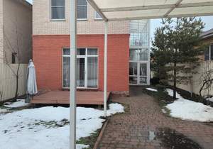 Дом 105м&sup2;, 2-этажный, участок 3 сот.  