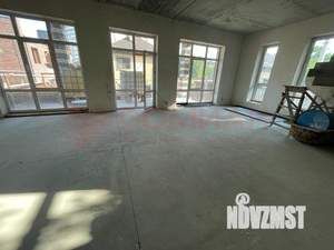 Дом 300м&sup2;, 2-этажный, участок 3 сот.  