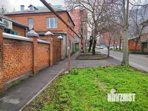 Дом 170м&sup2;, 2-этажный, участок 4 сот.  