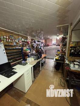 Дом 400м², 3-этажный, участок 6 сот.  