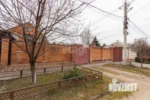 Дом 265м&sup2;, 2-этажный, участок 3 сот.  