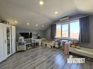 Дом 109м&sup2;, 2-этажный, участок 3 сот.  