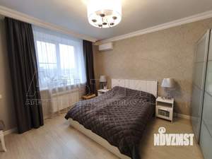 Дом 280м², 3-этажный, участок 3 сот.  