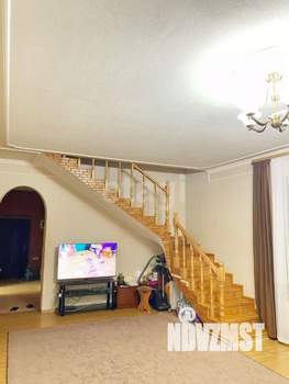 Дом 165м², 2-этажный, участок 3 сот.  