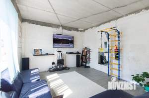 Дом 150м&sup2;, 2-этажный, участок 6 сот.  