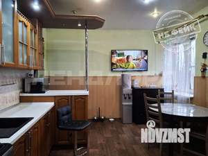 Дом 190м&sup2;, 1-этажный, участок 5 сот.  