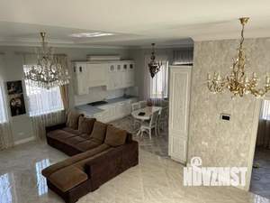Дом 214м², 4-этажный, участок 5 сот.  