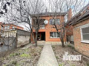 Дом 158м&sup2;, 2-этажный, участок 3 сот.  