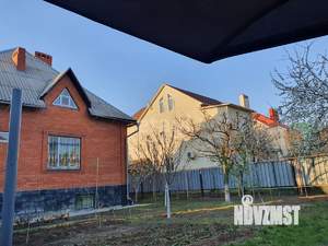 Дом 360м², 3-этажный, участок 8 сот.  