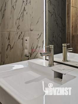 Коттедж 370м², 3-этажный, участок 3 сот.  