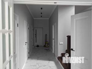 Дом 175м&sup2;, 2-этажный, участок 3 сот.  