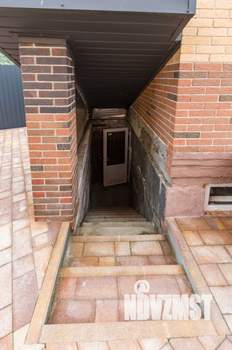 Дом 250м&sup2;, 2-этажный, участок 3 сот.  