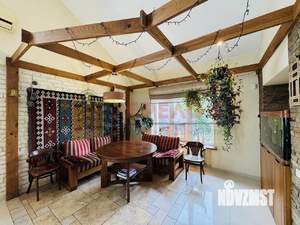 Дом 187м², 3-этажный, участок 4 сот.  