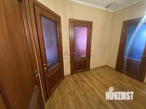 Дом 110м&sup2;, 2-этажный, участок 3 сот.  