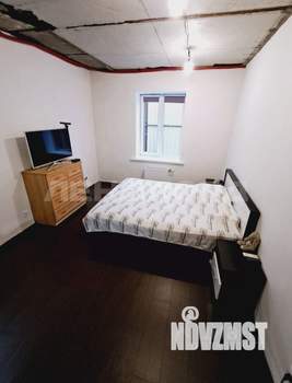 Дом 97м&sup2;, 2-этажный, участок 6 сот.  