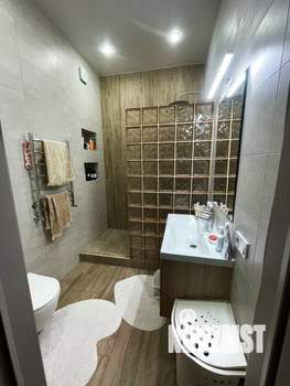 Дом 220м², 2-этажный, участок 6 сот.  