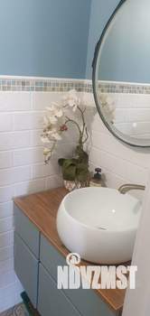 Дом 220м², 2-этажный, участок 6 сот.  