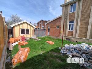 Дом 240м&sup2;, 2-этажный, участок 4 сот.  