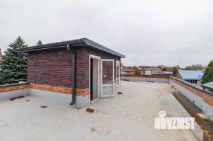 Дом 240м², 2-этажный, участок 4 сот.  