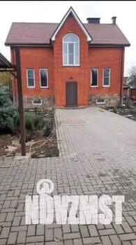 Дом 213м&sup2;, 3-этажный, участок 5 сот.  