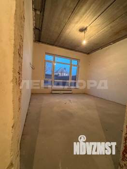 Дом 180м², 2-этажный, участок 5 сот.  