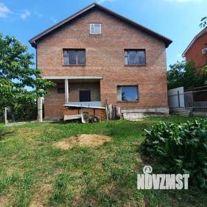 Дом 200м², 2-этажный, участок 6 сот.  