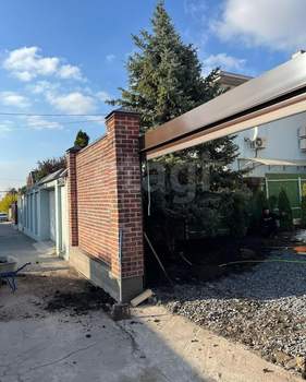 Дом 161м&sup2;, 2-этажный, участок 3 сот.  