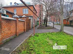 Дом 170м&sup2;, 2-этажный, участок 4 сот.  