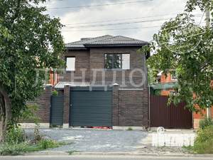 Дом 165м&sup2;, 2-этажный, участок 4 сот.  