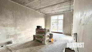 Дом 200м&sup2;, 3-этажный, участок 3 сот.  