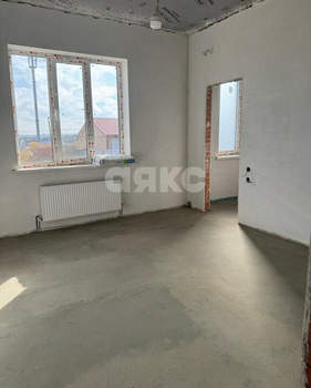 Дом 1406м&sup2;, 1-этажный, участок 6 сот.  