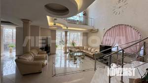 Дом 506м², 3-этажный, участок 7 сот.  