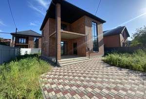 Дом 165м&sup2;, 2-этажный, участок 4 сот.  