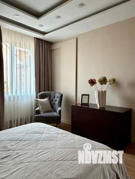 Дом 140м&sup2;, 2-этажный, участок 3 сот.  