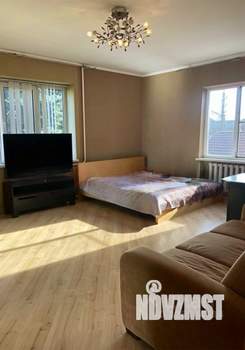 Дом 260м&sup2;, 2-этажный, участок 4 сот.  