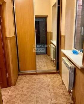 Дом 150м&sup2;, 2-этажный, участок 4 сот.  