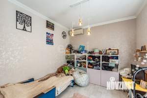 Дом 570м&sup2;, 4-этажный, участок 19 сот.  