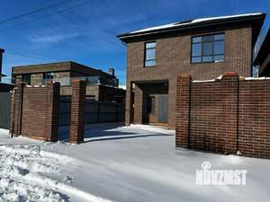 Дом 190м&sup2;, 2-этажный, участок 3 сот.  