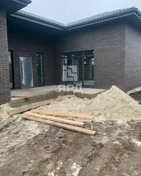 Дом 142м², 1-этажный, участок 6 сот.  