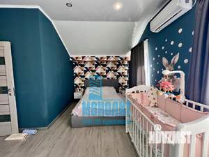 Дом 100м&sup2;, 2-этажный, участок 3 сот.  