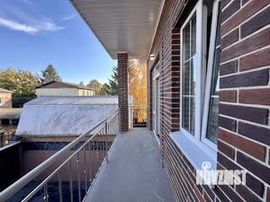 Дом 140м&sup2;, 2-этажный, участок 3 сот.  