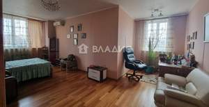 Дом 145м², 2-этажный, участок 6 сот.  