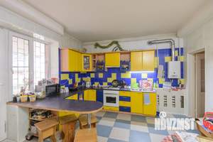 Дом 287м², 2-этажный, участок 5 сот.  
