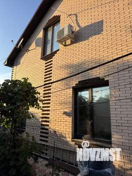 Дом 201м&sup2;, 3-этажный, участок 6 сот.  